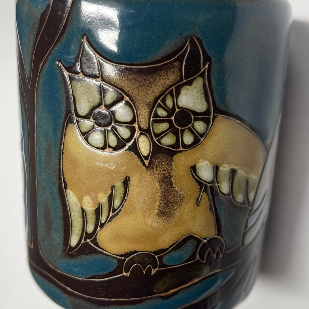 🦉 Handcrafted Mara Owl Stoneware Mug – Signed – Artisan Pottery Coffee Cup - Picture 3 of 8